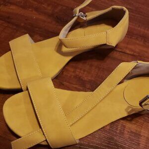yellow strappy sandals